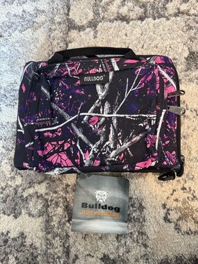 Bulldog Deluxe Mini Range Bag - Black & Pink Camo